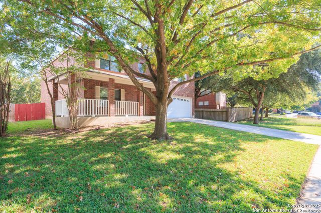 8619 Park Olympia, Universal City, TX 78148