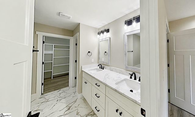 362 W Church Avenue, Cowpens, SC 29330