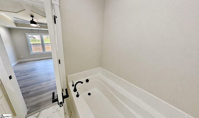 362 W Church Avenue, Cowpens, SC 29330