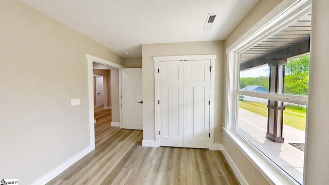 362 W Church Avenue, Cowpens, SC 29330