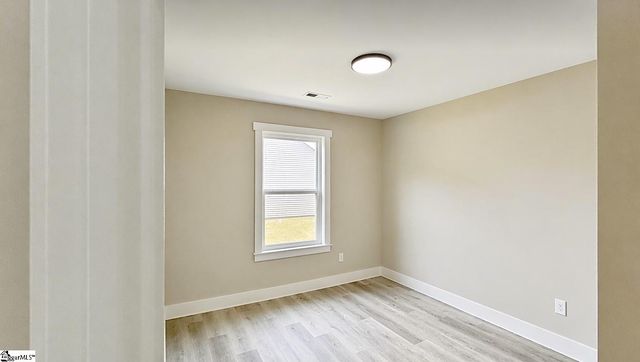 362 W Church Avenue, Cowpens, SC 29330