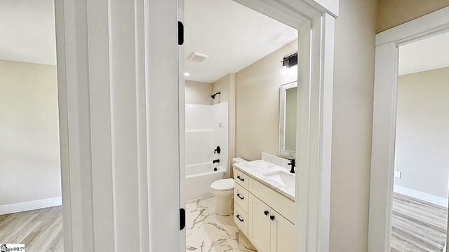 362 W Church Avenue, Cowpens, SC 29330