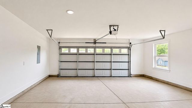 362 W Church Avenue, Cowpens, SC 29330