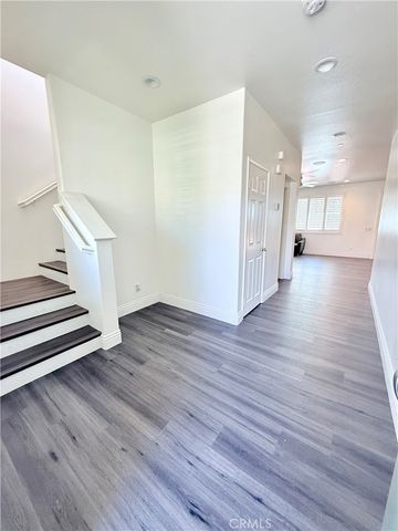 16977 Red Tail, Fontana, CA 92336