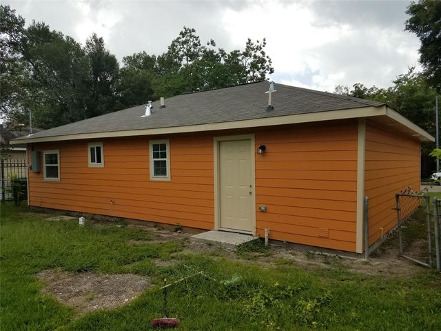 5209 Tarawa Road, Houston, TX 77033