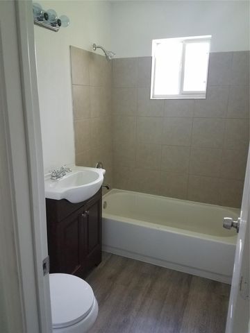 5209 Tarawa Road, Houston, TX 77033
