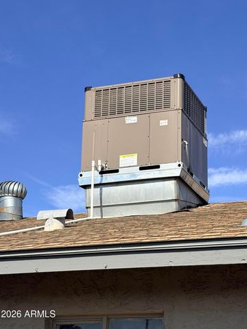 5619 W LA REATA Avenue, Phoenix, AZ 85035