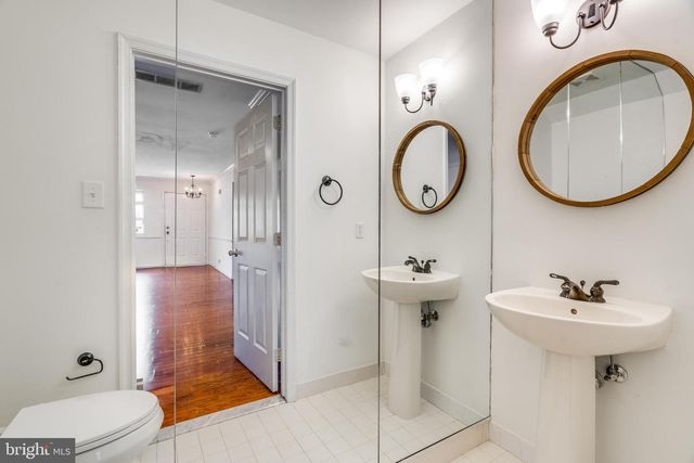 1502 BEACON HILL DR, Sicklerville, NJ 08081