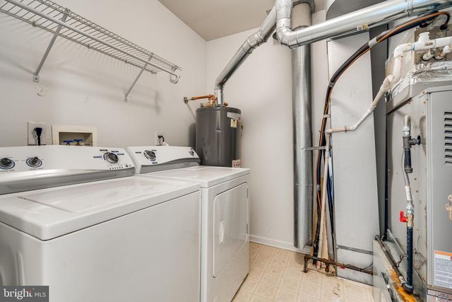 1502 BEACON HILL DR, Sicklerville, NJ 08081