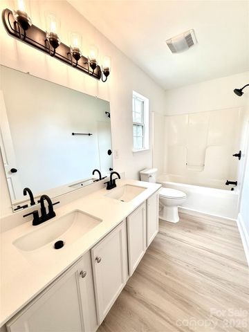 121 S Beaver Street, Landis, NC 28088