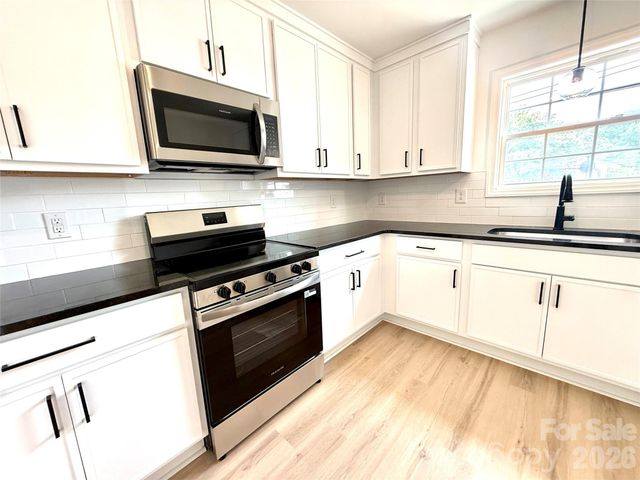 121 S Beaver Street, Landis, NC 28088