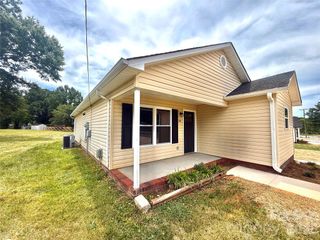 121 S Beaver Street, Landis, NC 28088
