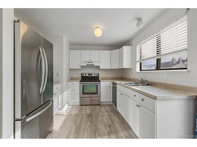 11909 Monroe St, Thornton, CO 80233