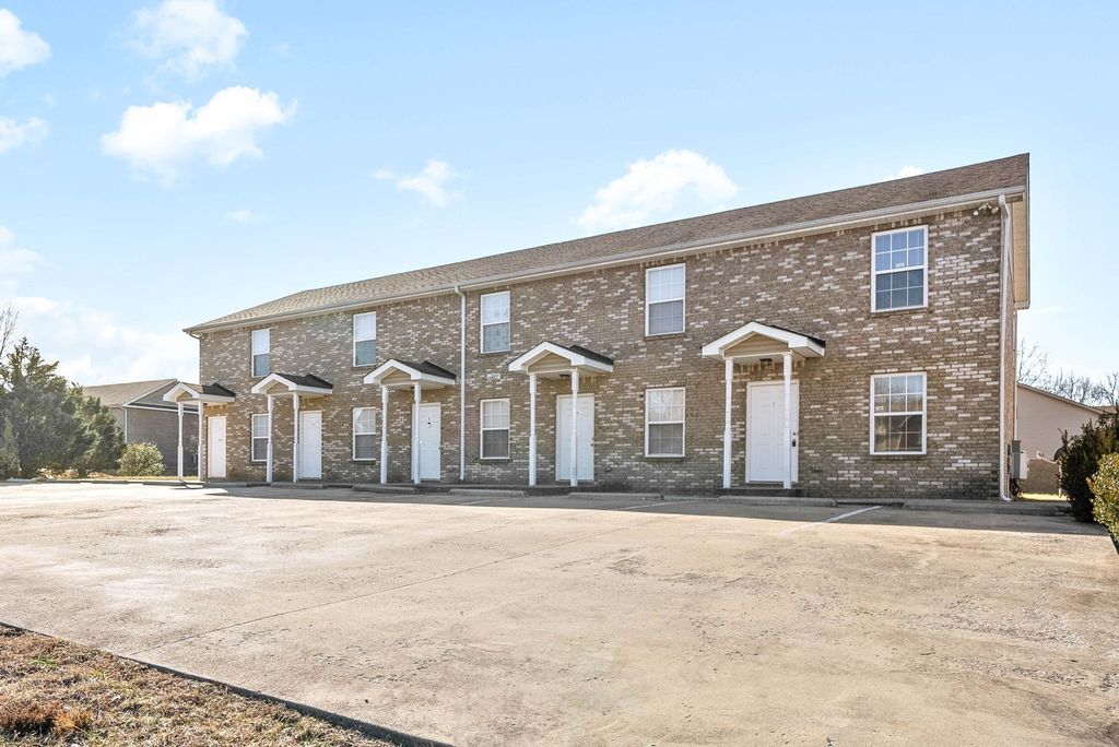 1210 Ash Ridge Dr Unit C, Clarksville, TN 37042