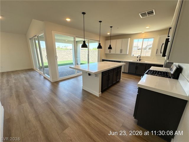 759 Faircliff Court, Henderson, NV 89052