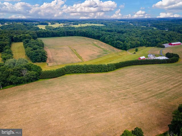901 FREELAND RD, Freeland, MD 21053
