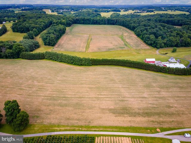 901 FREELAND RD, Freeland, MD 21053