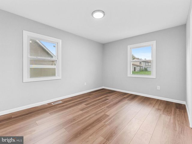 43 EVERGREEN, Willingboro, NJ 08046