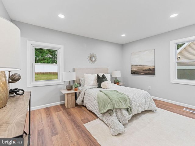 43 EVERGREEN, Willingboro, NJ 08046