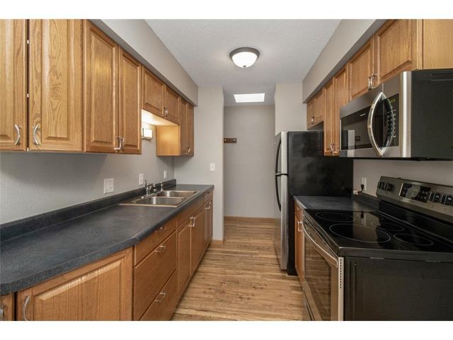 7414 W 22nd Street 315, Saint Louis Park, MN 55426