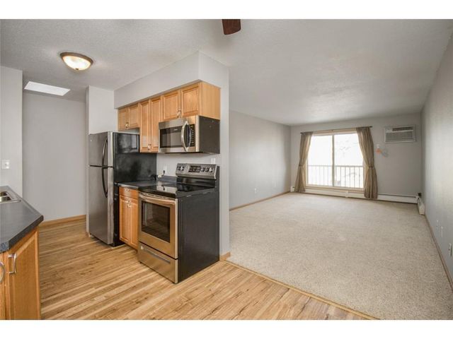 7414 W 22nd Street 315, Saint Louis Park, MN 55426