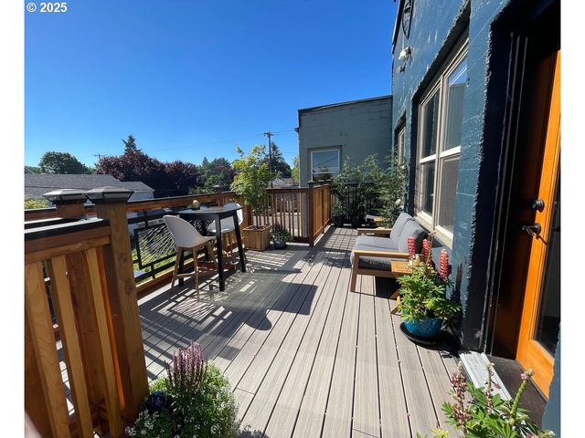 8212 N DENVER Ave, Portland, OR 97217