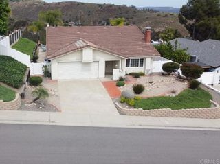 12532 Ridgeton Dr, Lakeside, CA 92040