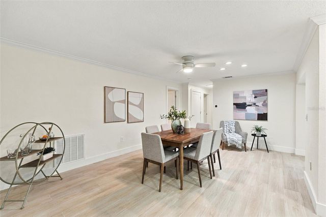 7220 SUNSHINE DRIVE S, St Petersburg, FL 33705