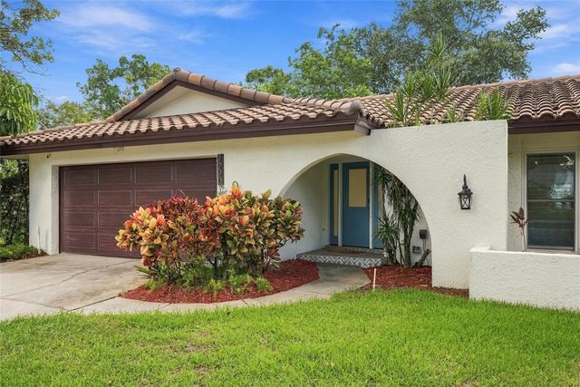 7220 SUNSHINE DRIVE S, St Petersburg, FL 33705