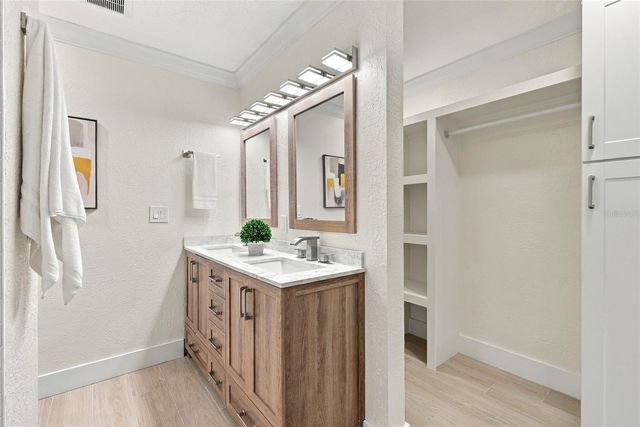 7220 SUNSHINE DRIVE S, St Petersburg, FL 33705