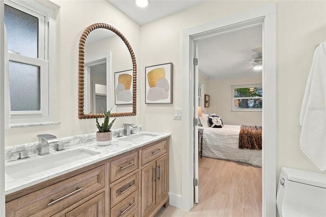 7220 SUNSHINE DRIVE S, St Petersburg, FL 33705