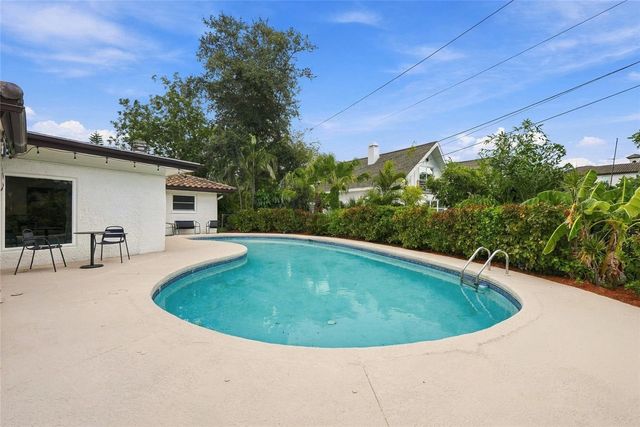 7220 SUNSHINE DRIVE S, St Petersburg, FL 33705