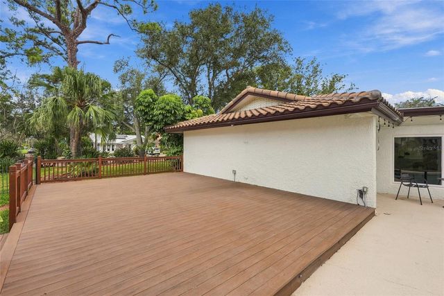 7220 SUNSHINE DRIVE S, St Petersburg, FL 33705
