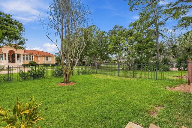 7220 SUNSHINE DRIVE S, St Petersburg, FL 33705