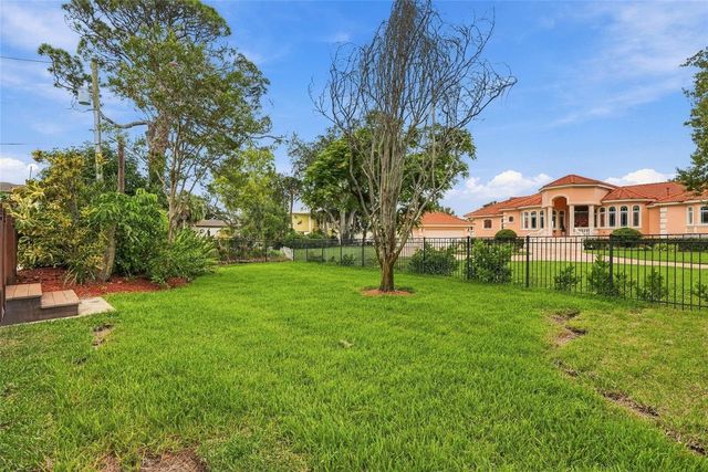 7220 SUNSHINE DRIVE S, St Petersburg, FL 33705