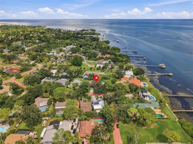 7220 SUNSHINE DRIVE S, St Petersburg, FL 33705