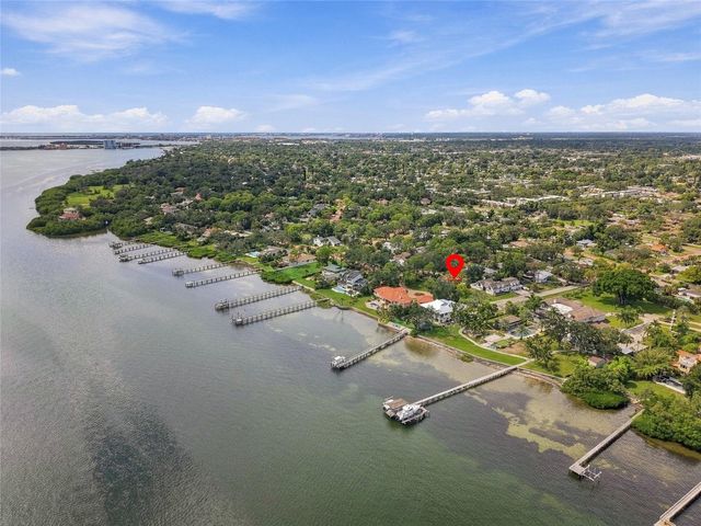 7220 SUNSHINE DRIVE S, St Petersburg, FL 33705