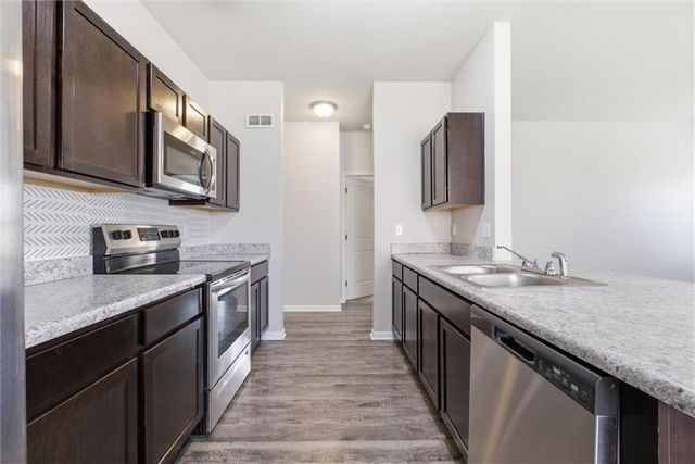 726 S Cypress Street, Gardner, KS 66030