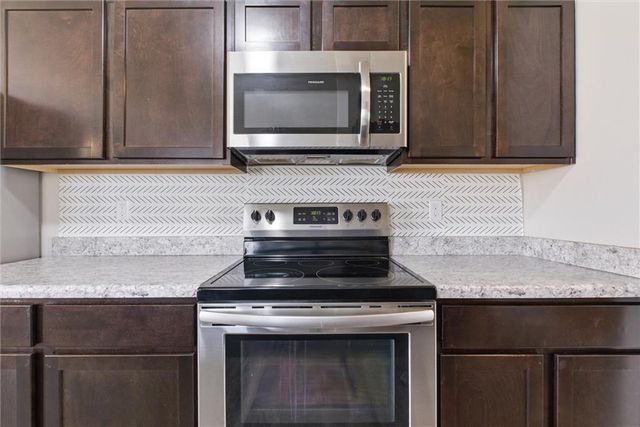 726 S Cypress Street, Gardner, KS 66030