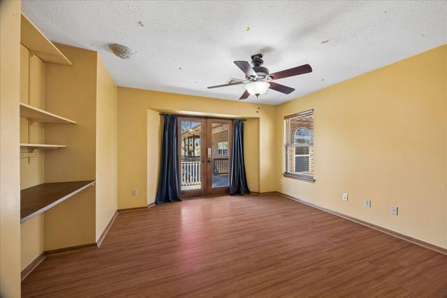 1835 Raintree Circle, Seabrook, TX 77586