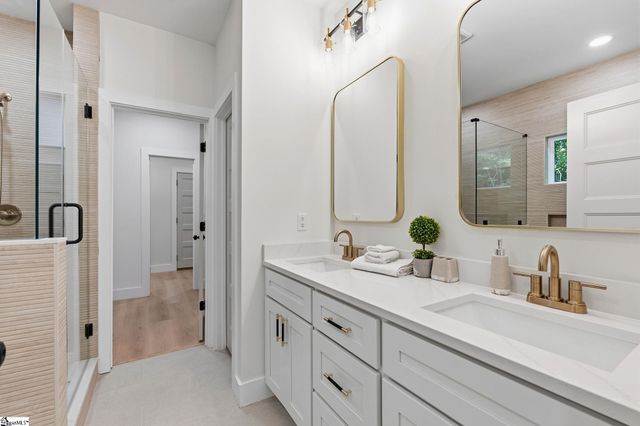 406 Point Road, Westminster, SC 29693