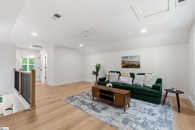 406 Point Road, Westminster, SC 29693
