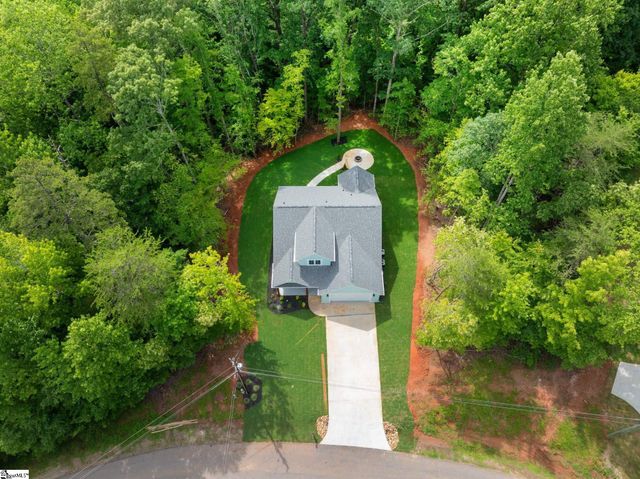406 Point Road, Westminster, SC 29693