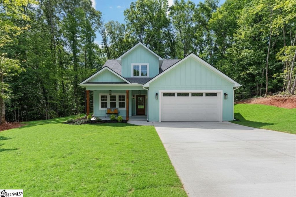 406 Point Road, Westminster, SC 29693