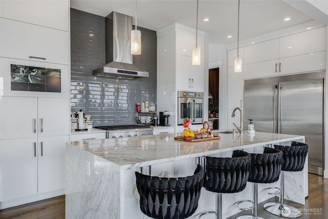 17323 Military Rd S, Seatac, WA 98188