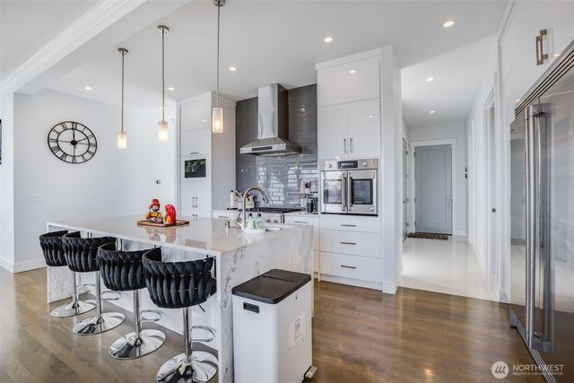 17323 Military Rd S, Seatac, WA 98188