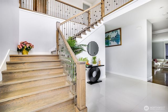 17323 Military Rd S, Seatac, WA 98188