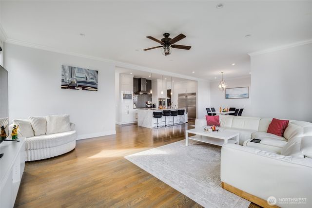 17323 Military Rd S, Seatac, WA 98188