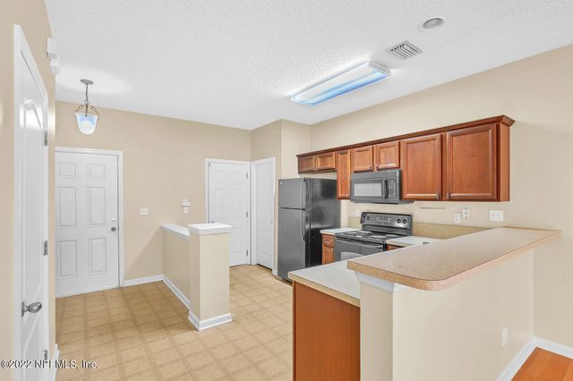 12315 MANGROVE FOREST Court, Jacksonville, FL 32218