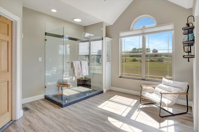 957 E 477th Road, Bolivar, MO 65613